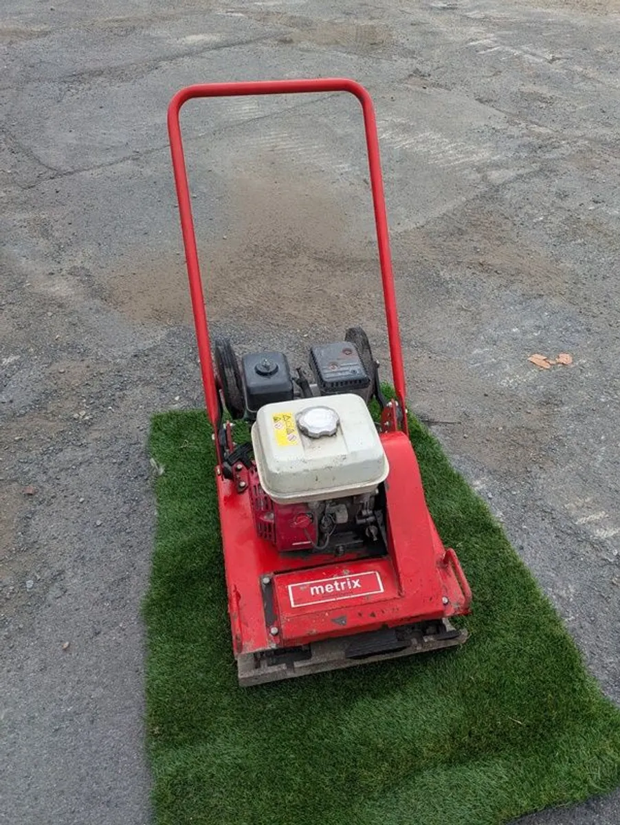 Fairport PP193 Honda Petrol Plate Compactor - Image 2