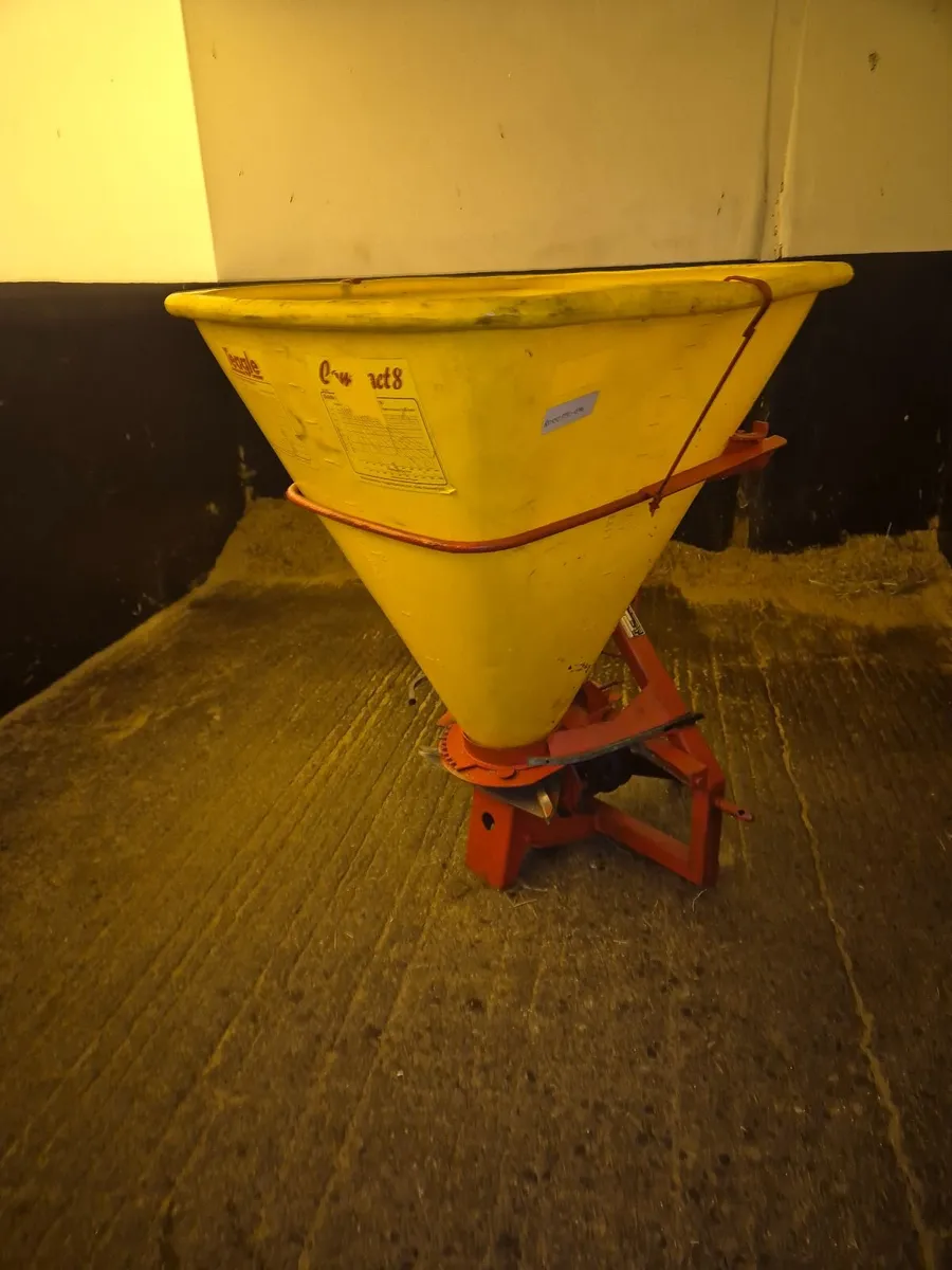Teagle Fertiliser spreader 500kg half ton ono - Image 1