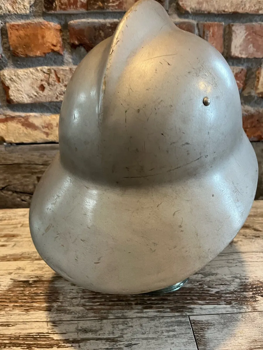 Vintage fire helmet - Image 2