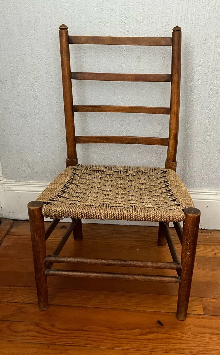 Vintage Hardwood Rush Seated Childs Chair - Image 4