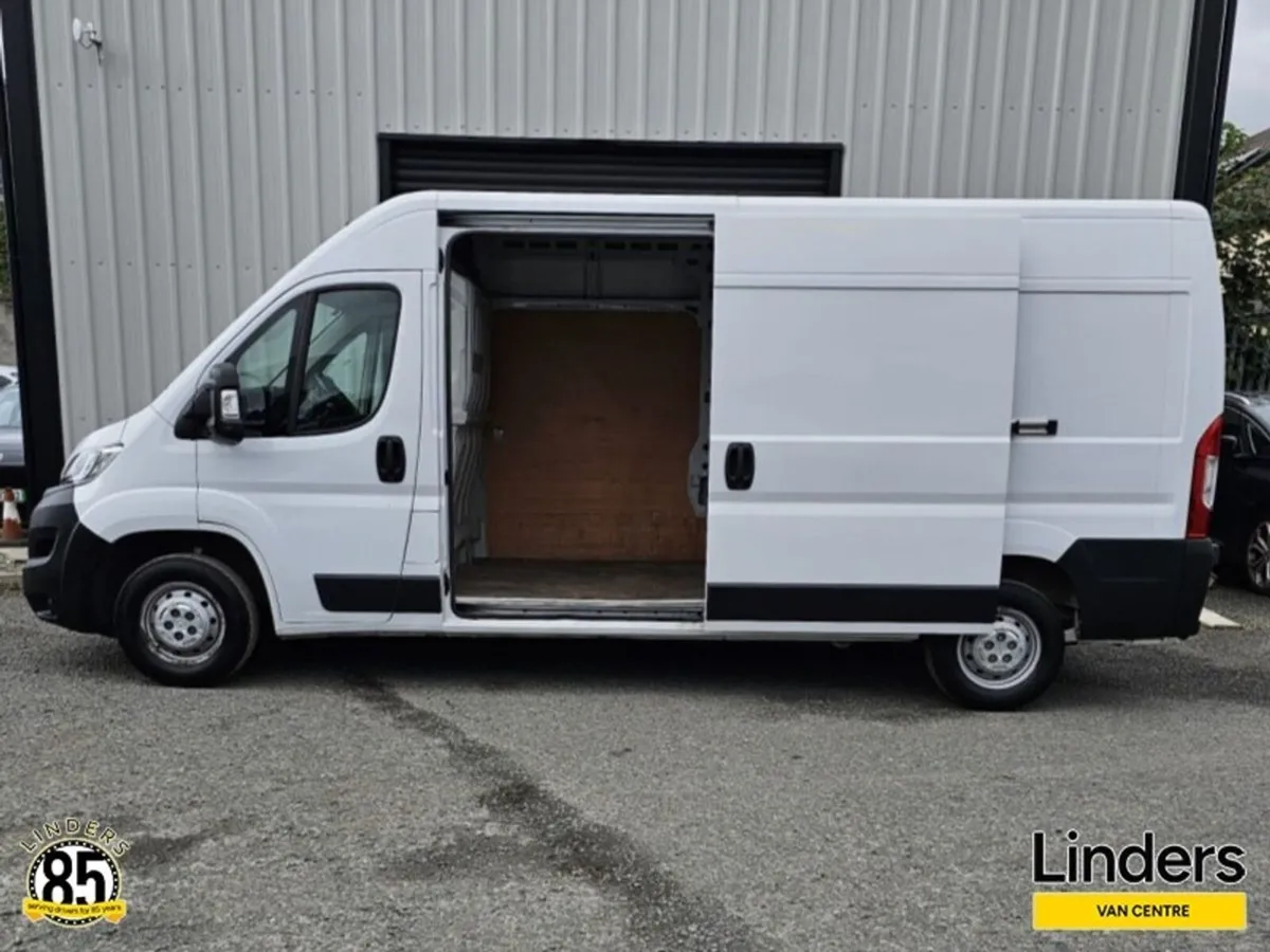 Opel Movano L3H2 EX DEMO - Image 3