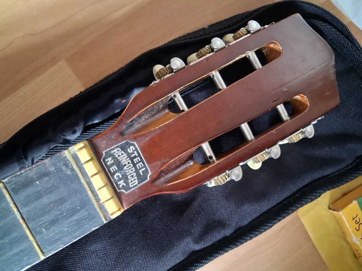 Ibanez model 70 - Image 1