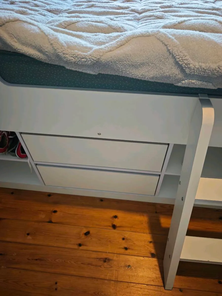 Kids bed - Image 2