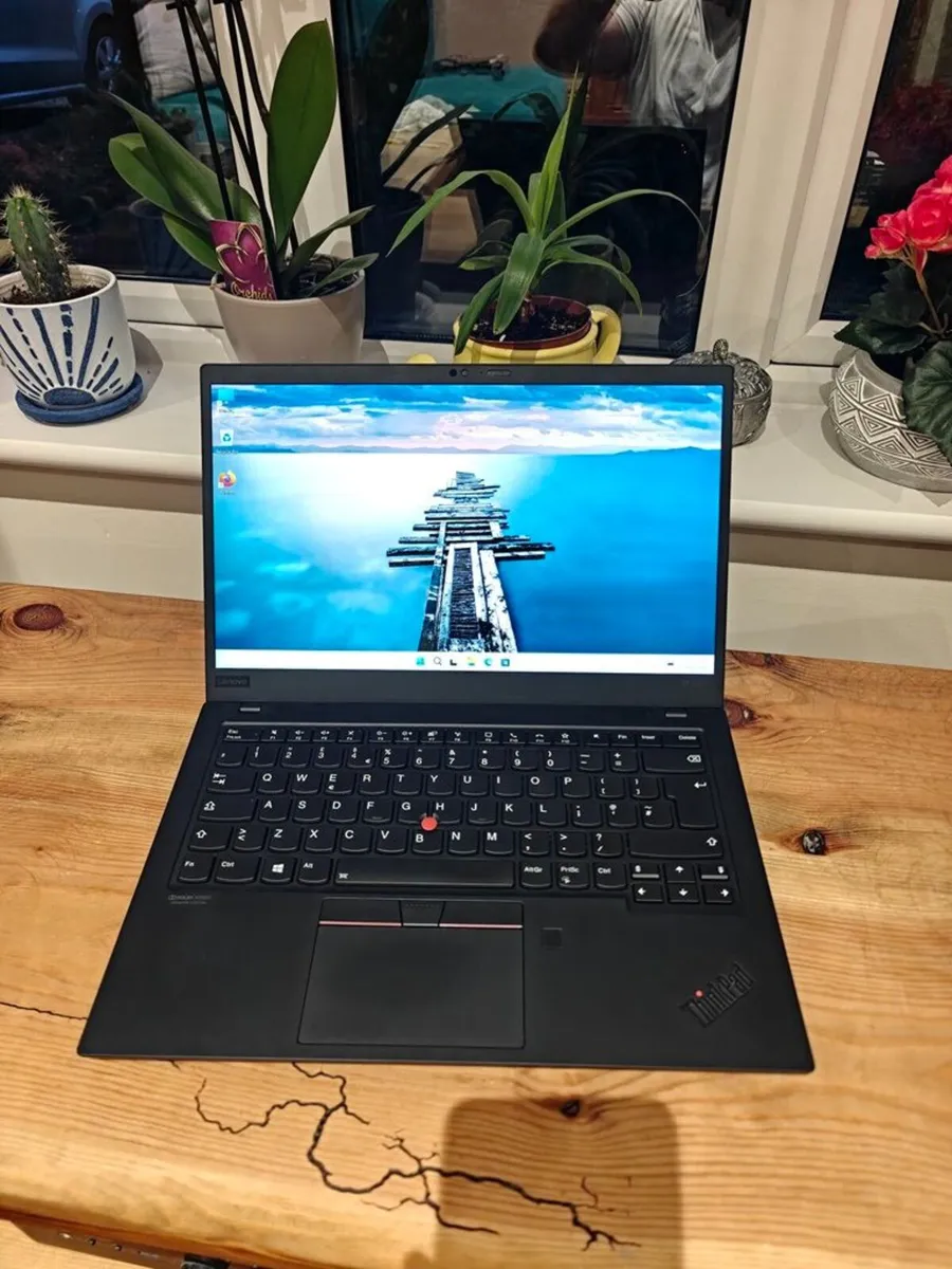 Lenovo Thinkpad  X1 Carbon Gen8  Laptop | i7 vPro - Image 1