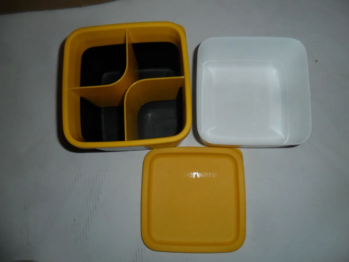 Tupperware cubix set of minions 2pcs - Image 3