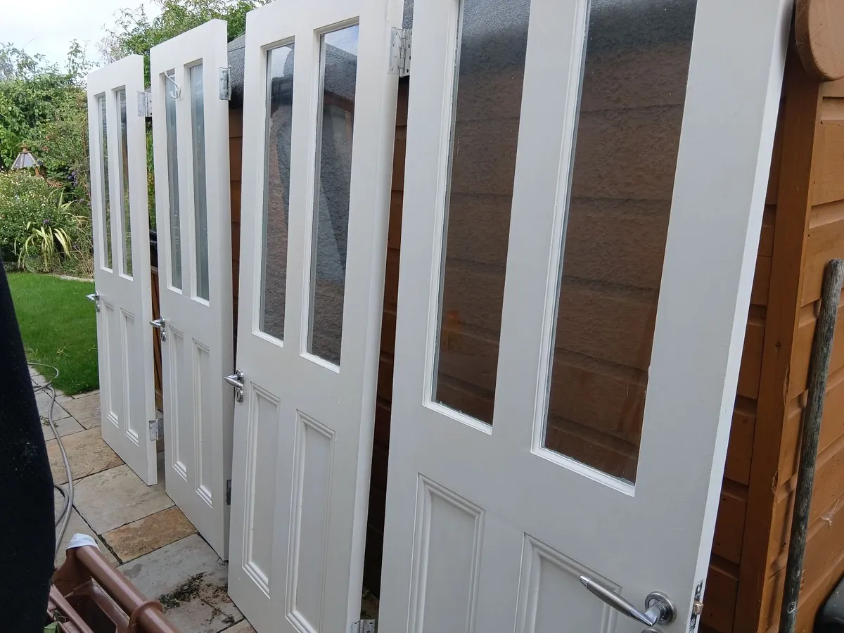 Interior doors x 4 - Image 1
