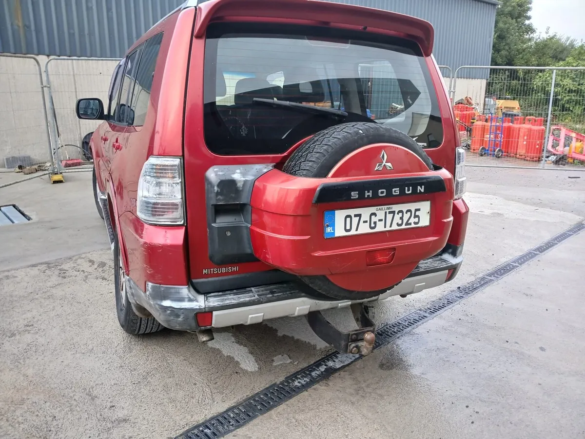 Mitsubishi Shogun Pajero Crewcab - Image 1