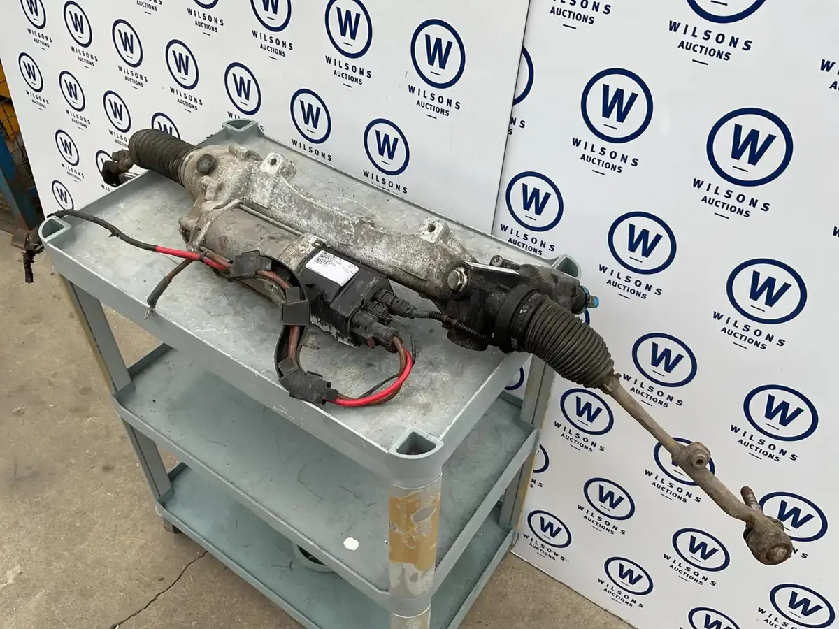 Truck, Bus, Commercial & Car Parts For Auction - Image 3