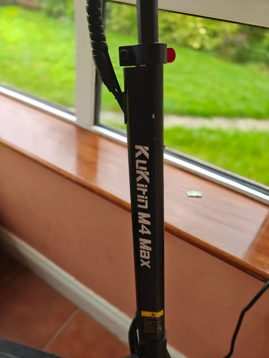 Kukirin M4 Max Scooter - Image 2