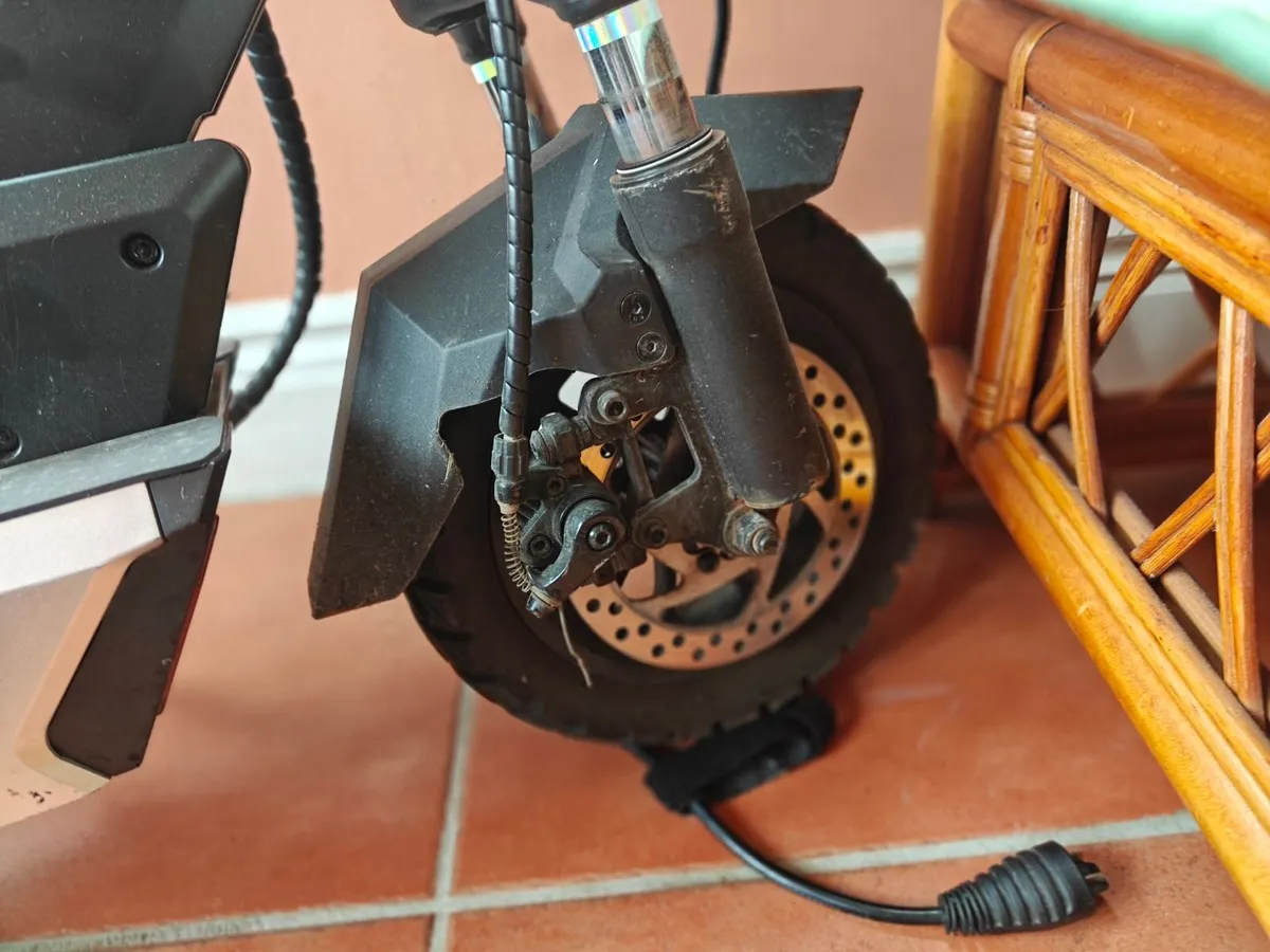 Kukirin M4 Max Scooter - Image 4