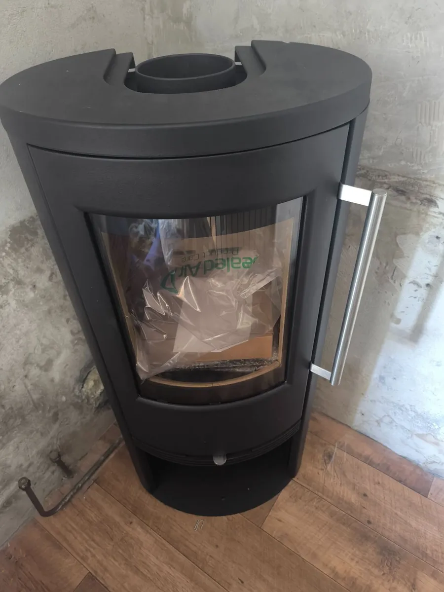 New Stove, glass hearth and flues set - Image 1
