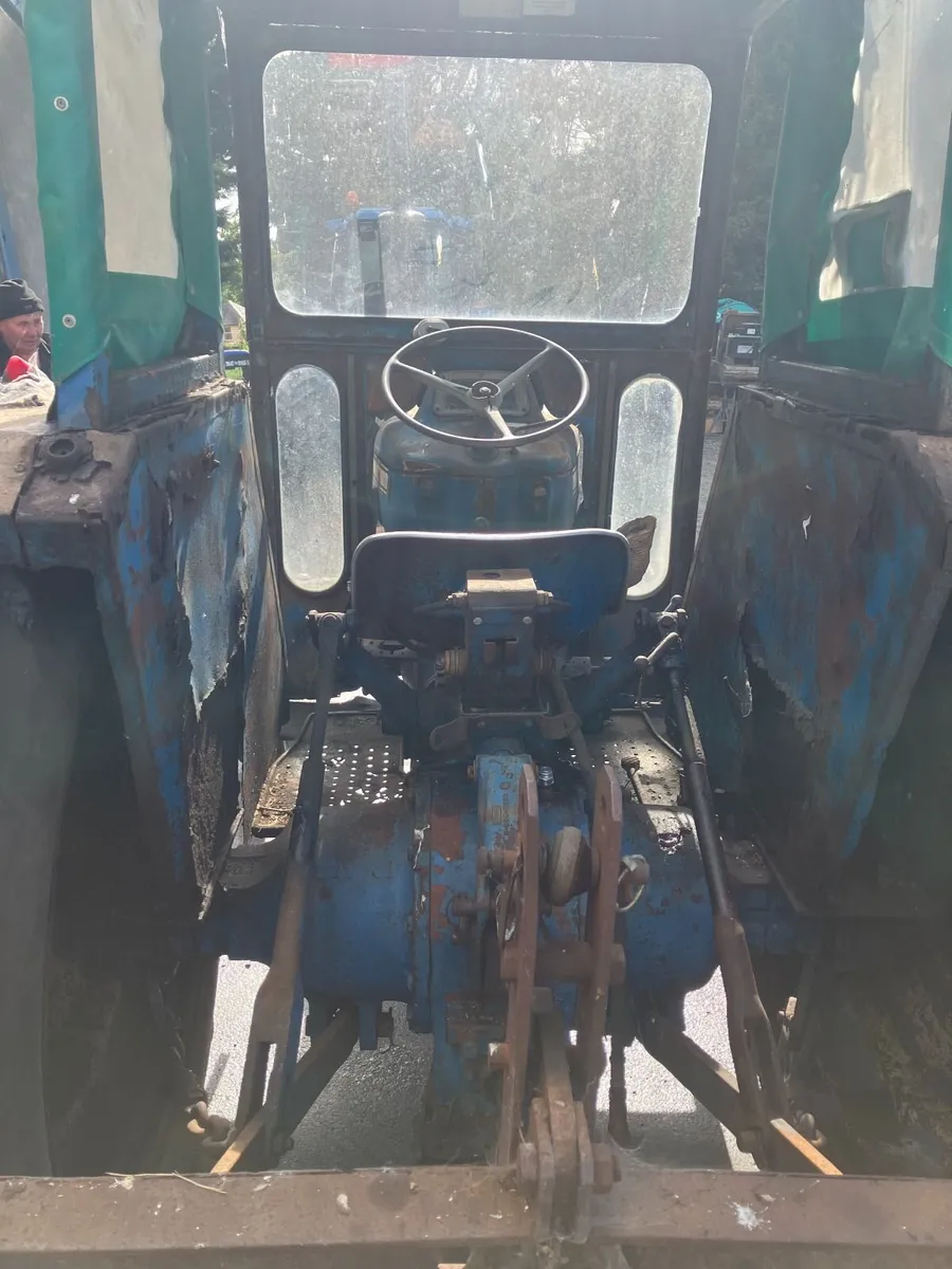 Ford 4000 - Image 3