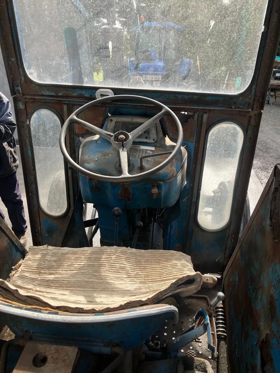 Ford 4000 - Image 4