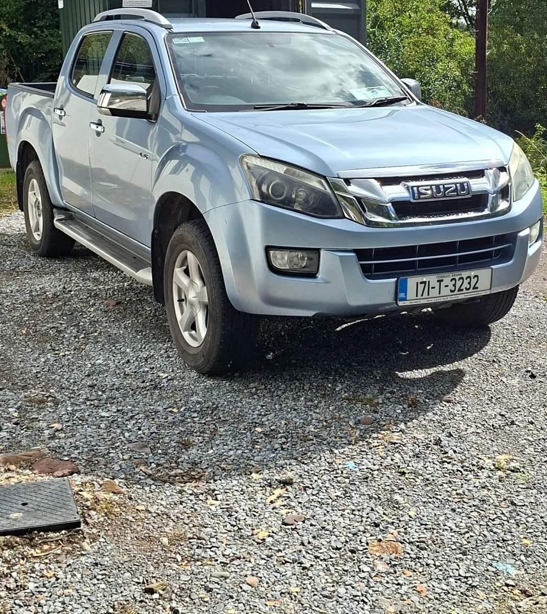 Isuzu Dmax 2017 - Image 2