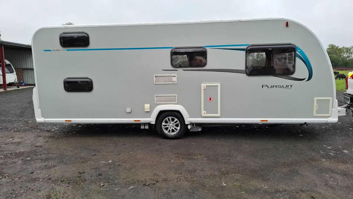 Bailey Pursuit 5 berth caravan - Image 2