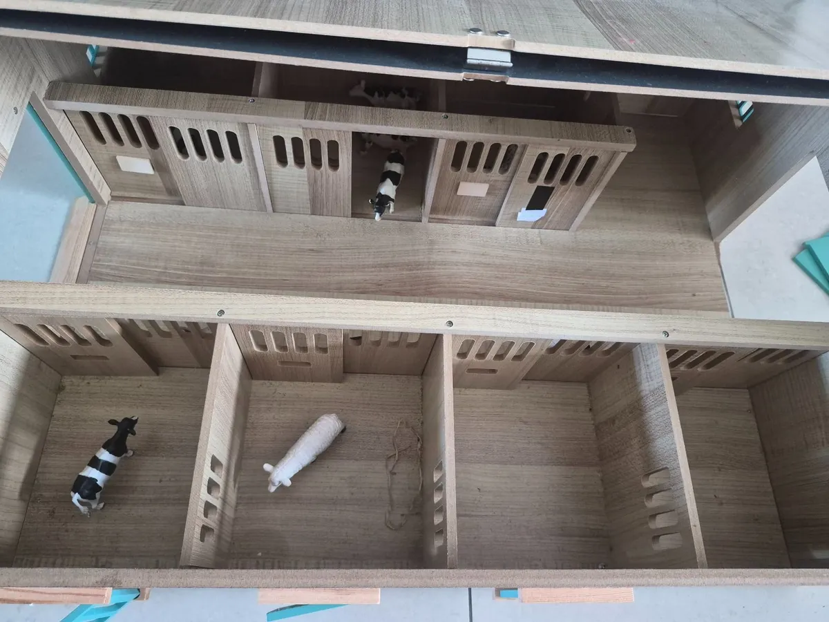 Kids toy shed - Image 4