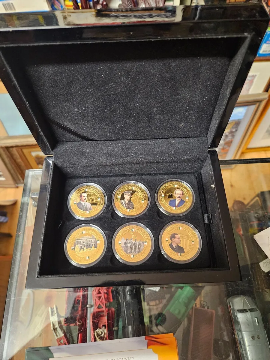 1916 And Michael Collins Commemorative Coins - Image 1