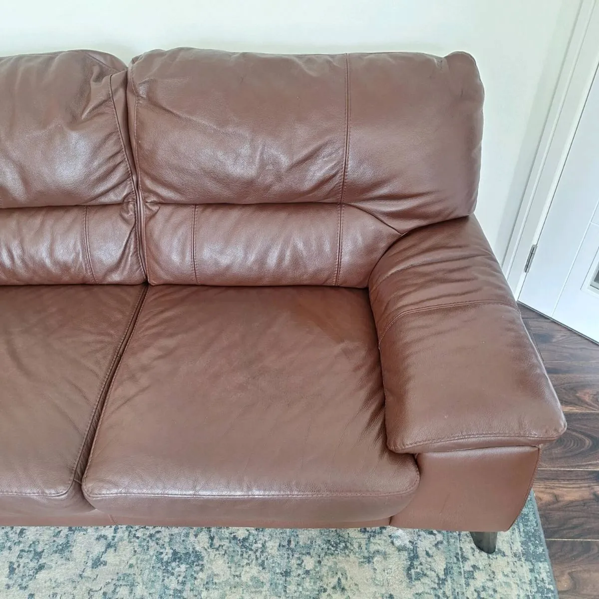 Tristan Brown leather 2 piece couch. 3 & 2 seater - Image 4