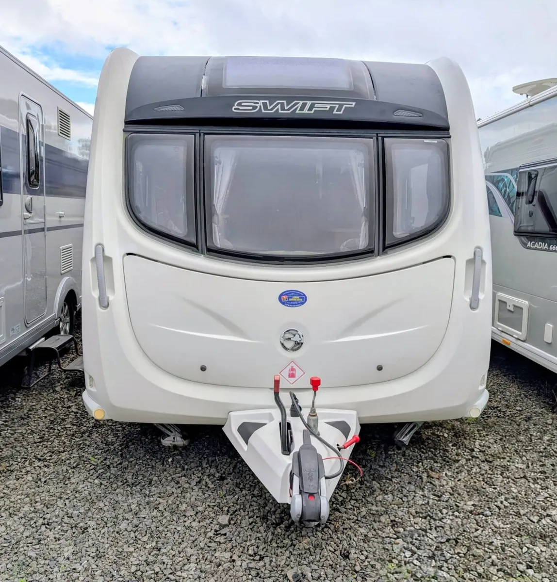 2014 SWIFT CONQUEROR 480 - Image 2