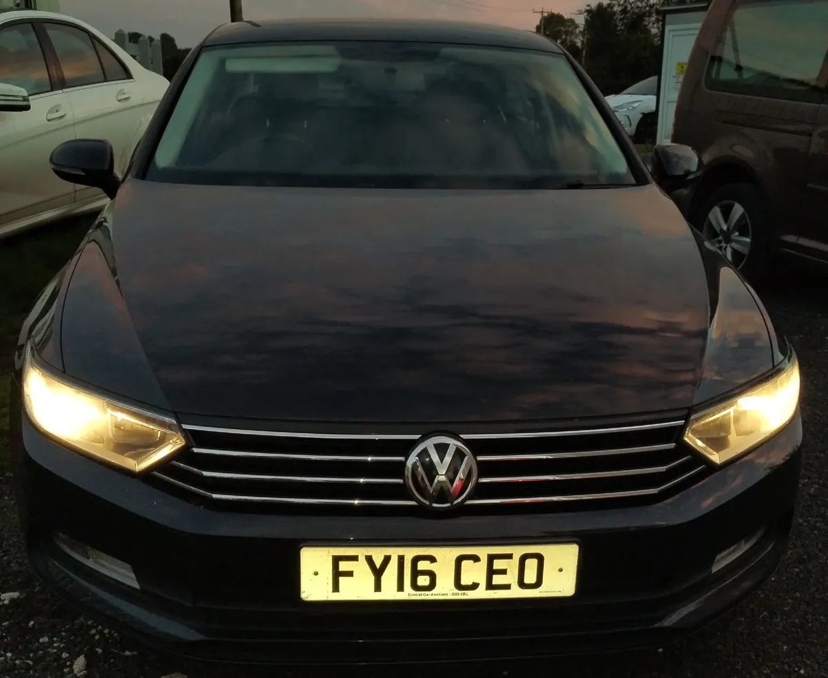 Vw passat b8 breaking also jaguar xf 2016 breaking - Image 1