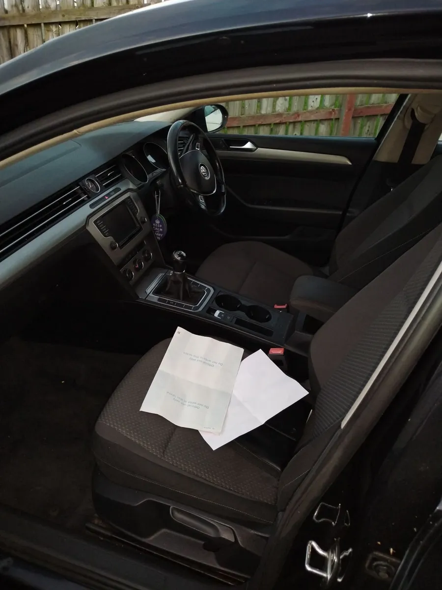 Vw passat b8 breaking also jaguar xf 2016 breaking - Image 3