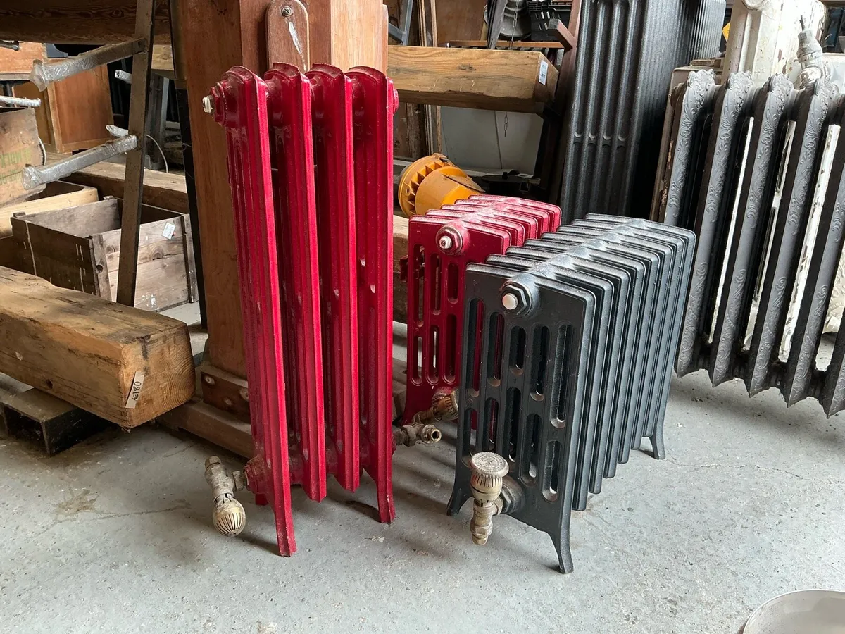 Cast iron radiators Floral pattern - Image 2