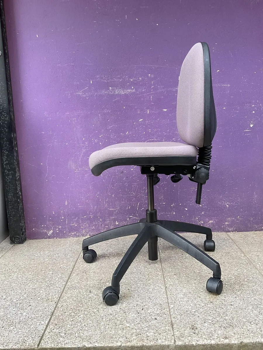 Light Taupe office task chair 80+ in stock - Image 4