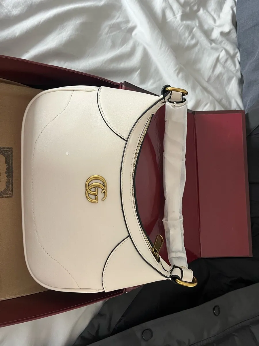Gucci handbag - Image 2