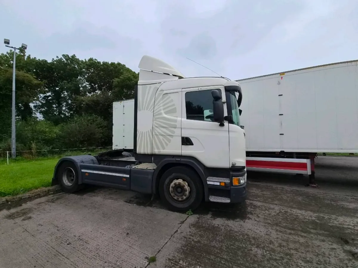 Scanias & volvos - Image 3