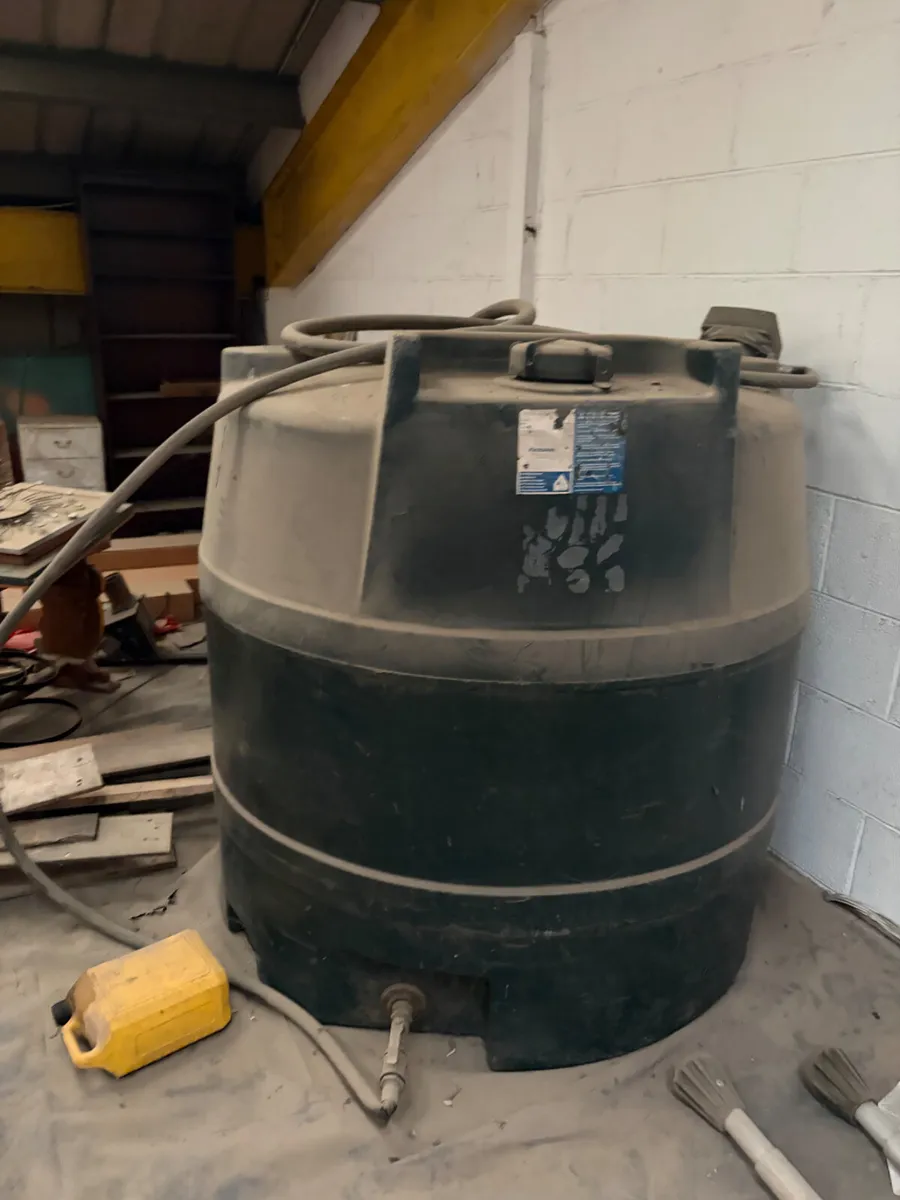 Diesel tank 1400 litre - Image 1