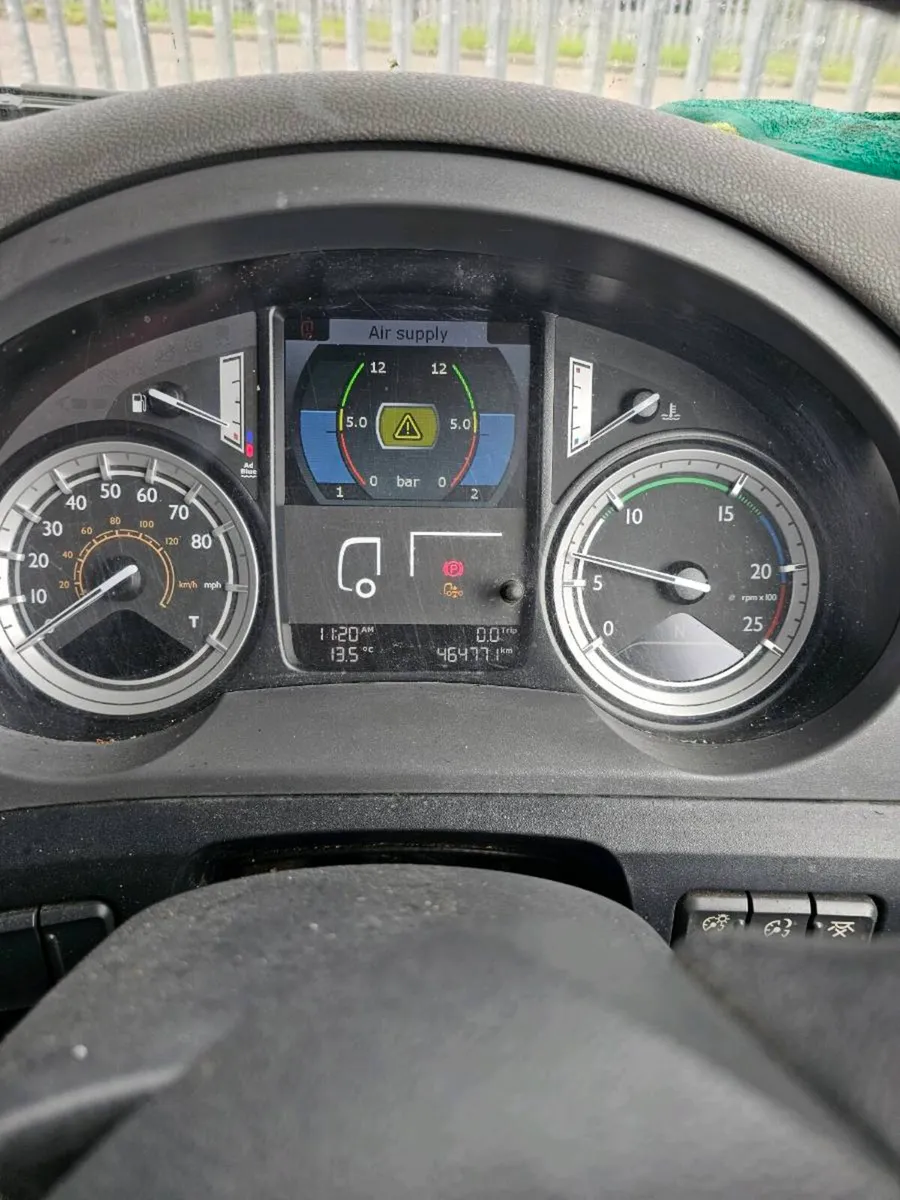 17 Daf CF 460 articulated truck - Image 3