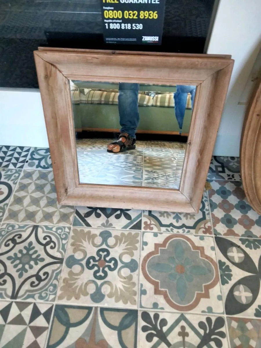 Two pine frame mirrors - Image 3