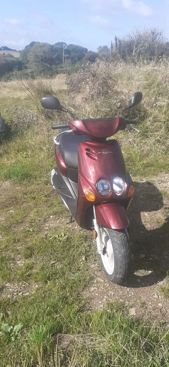 YAMAHA Other 1998 - Image 1