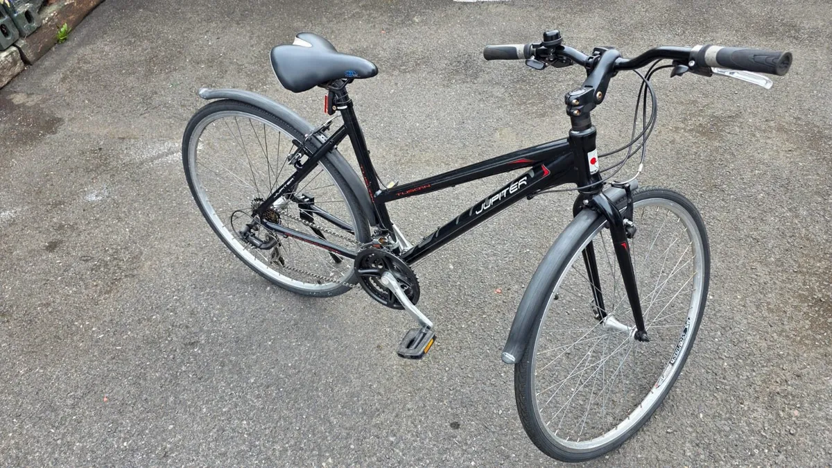🚲 Jupiter 28” Hybrid Bike - Image 1