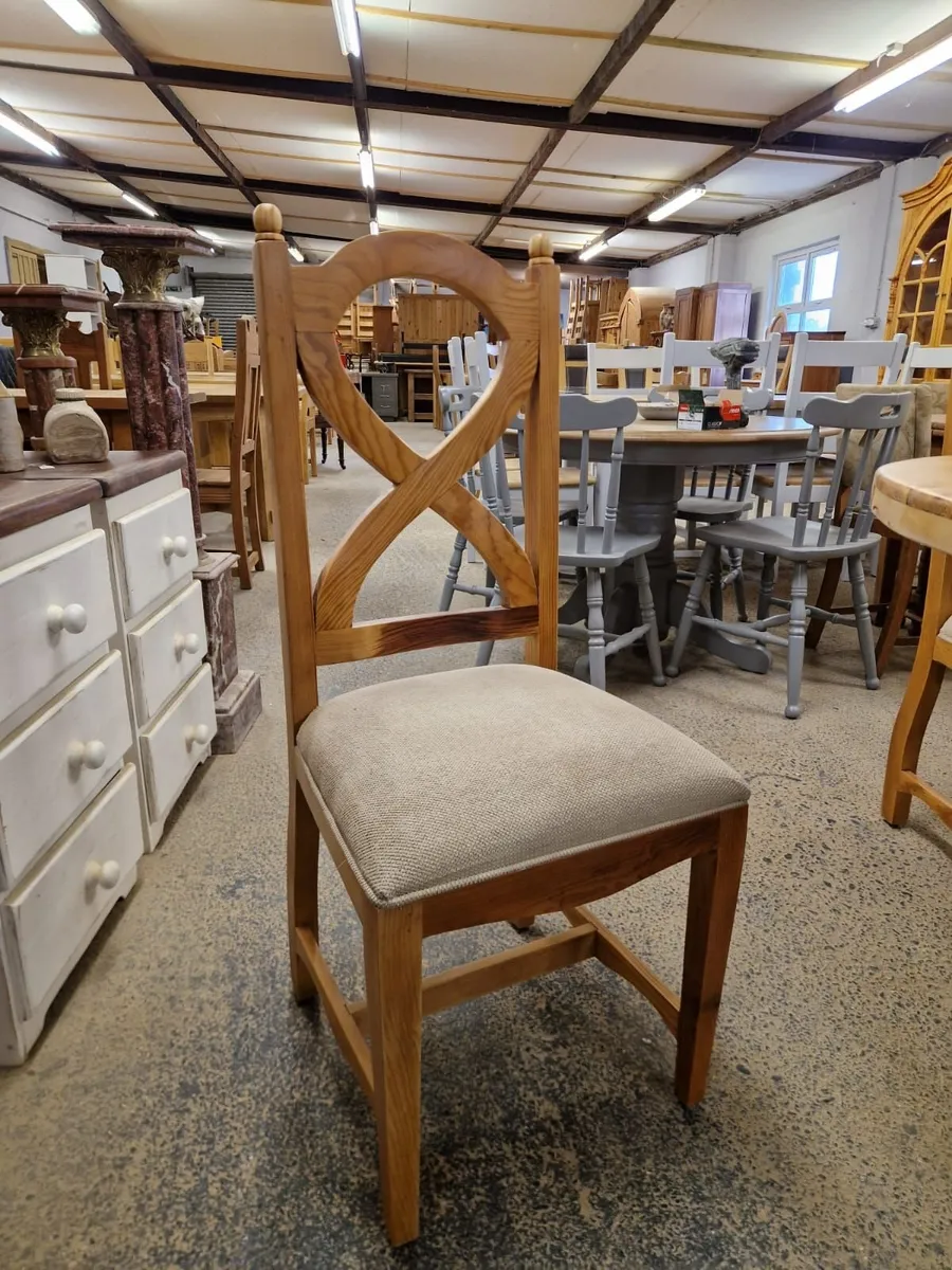 Farmhouse table, 6 chairs - Image 3