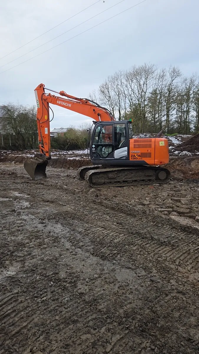 Hitachi digger - Image 2