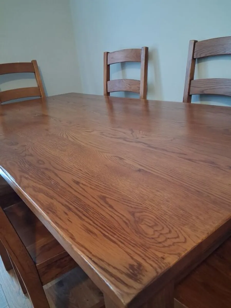 Solid Oak 6ft Dining Table and 6 matching solid oak chairs - Image 2