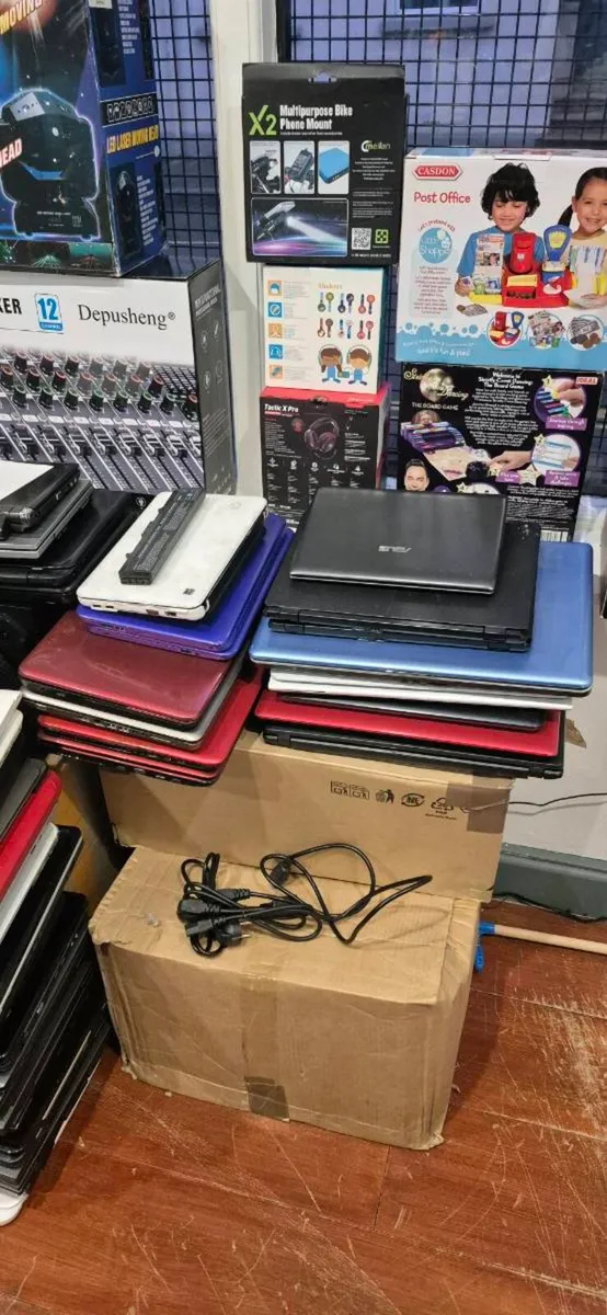 Trade laptops. Sold as seen, untested - Image 4
