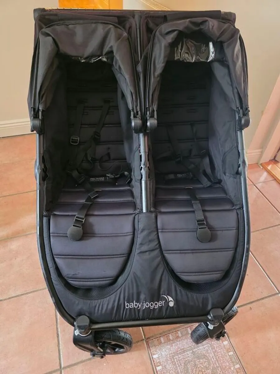 Baby Jogger Double Buggy - Image 2