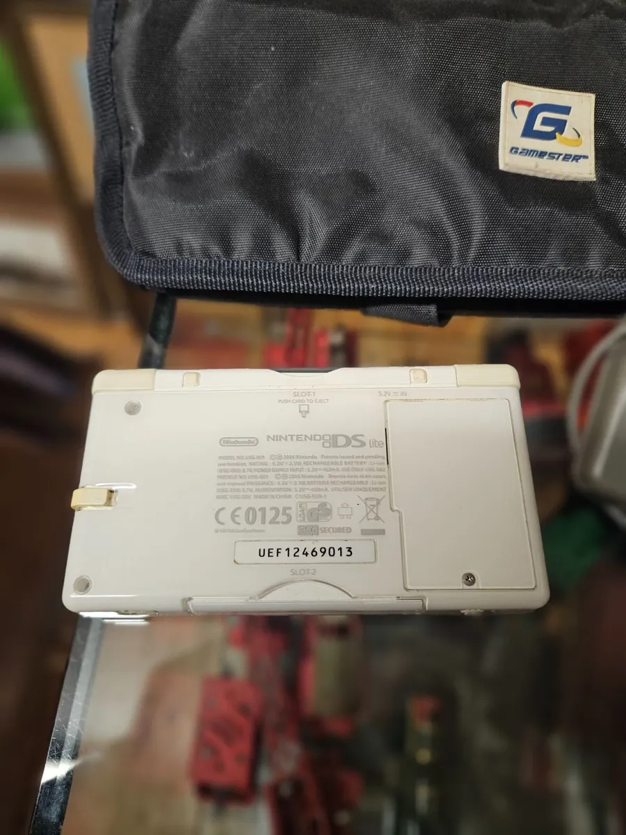 Nintendo DS - Image 3