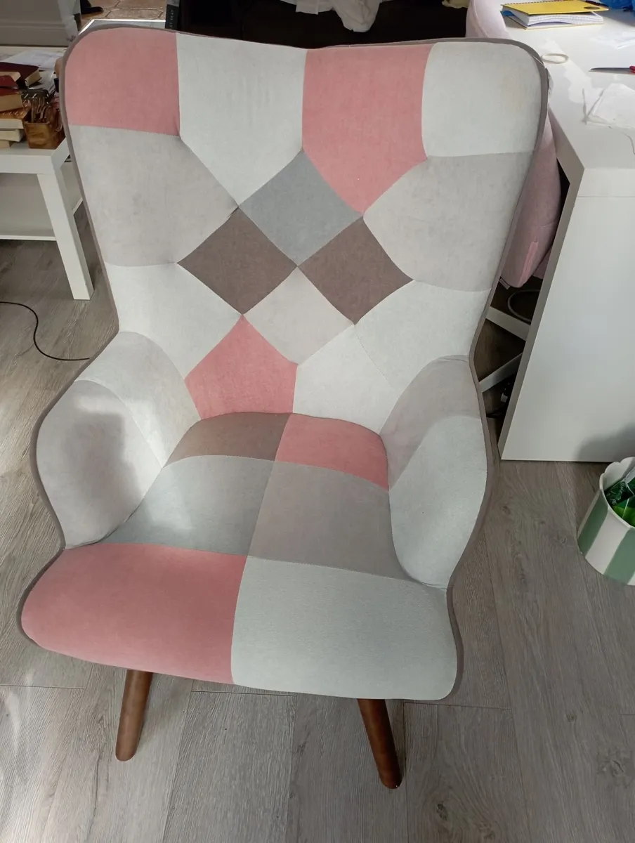 Armchair - Image 1