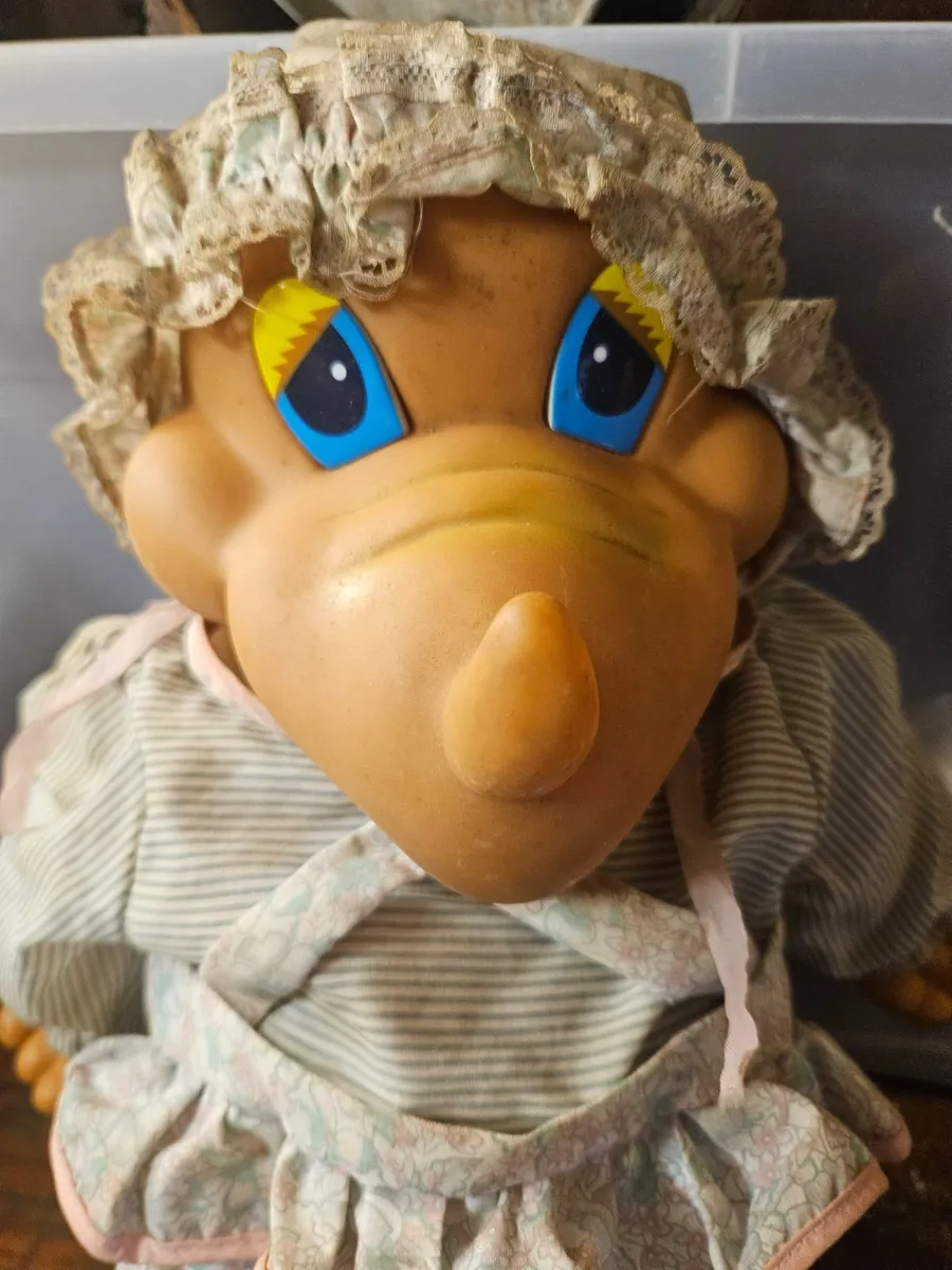 Vintage Uneeda Doll - Image 4