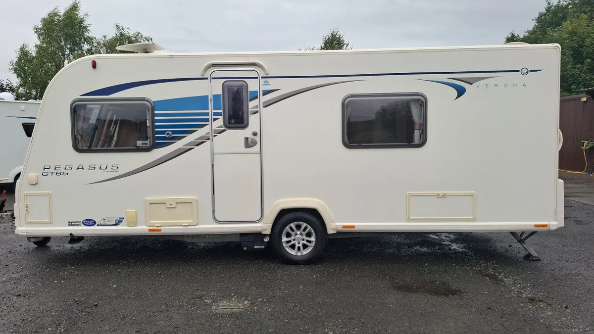 Bailey Pegasus Verona Fixed Bed - Image 1