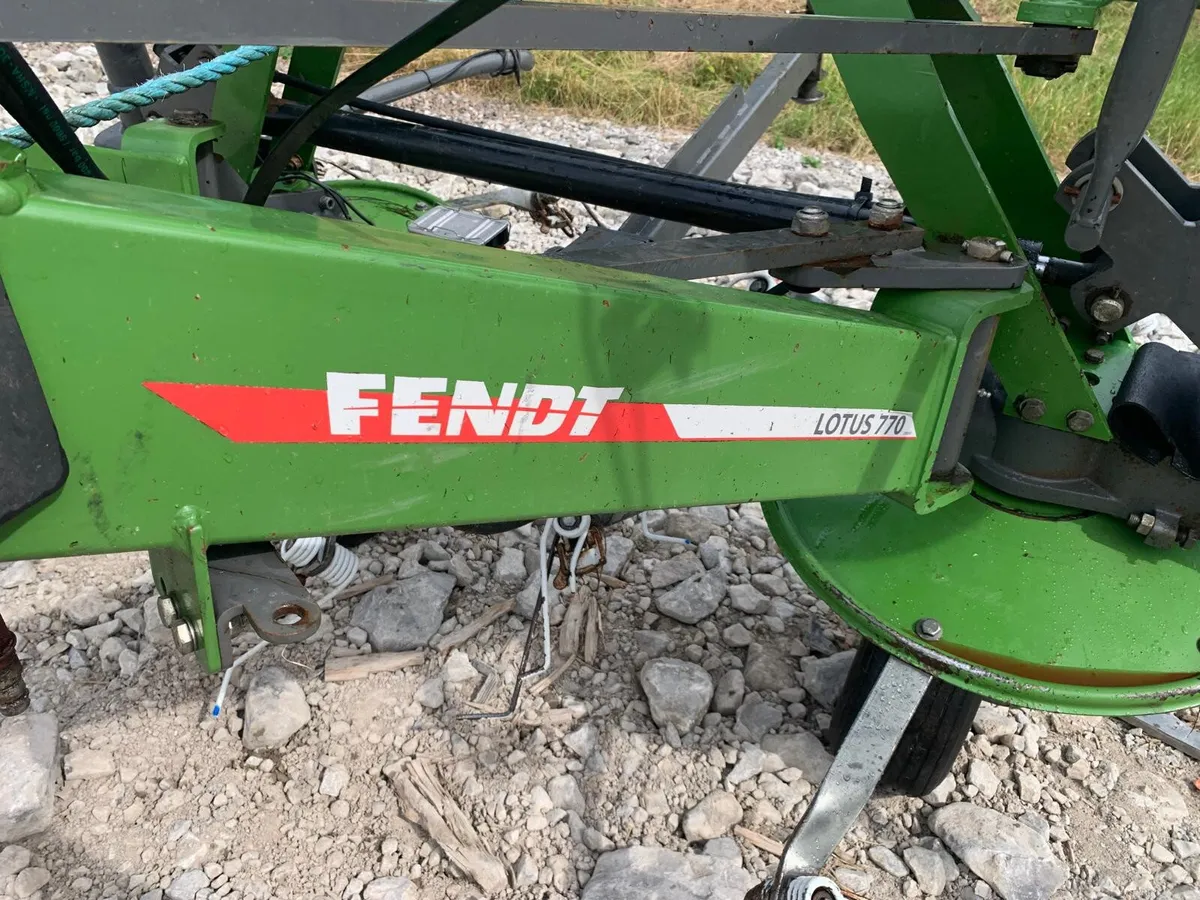 FENDT LOTUS 770 TEDDER - Image 2