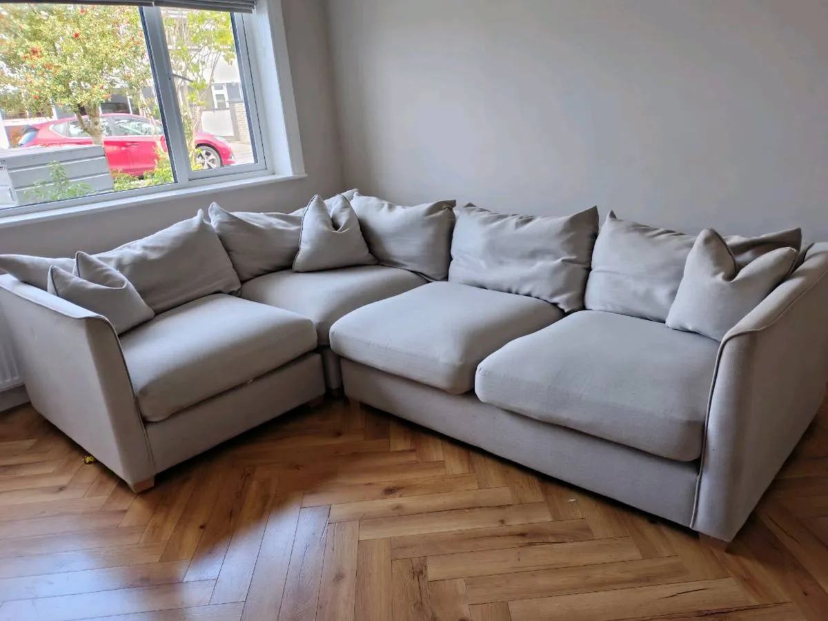 Corner Sofa - Image 1