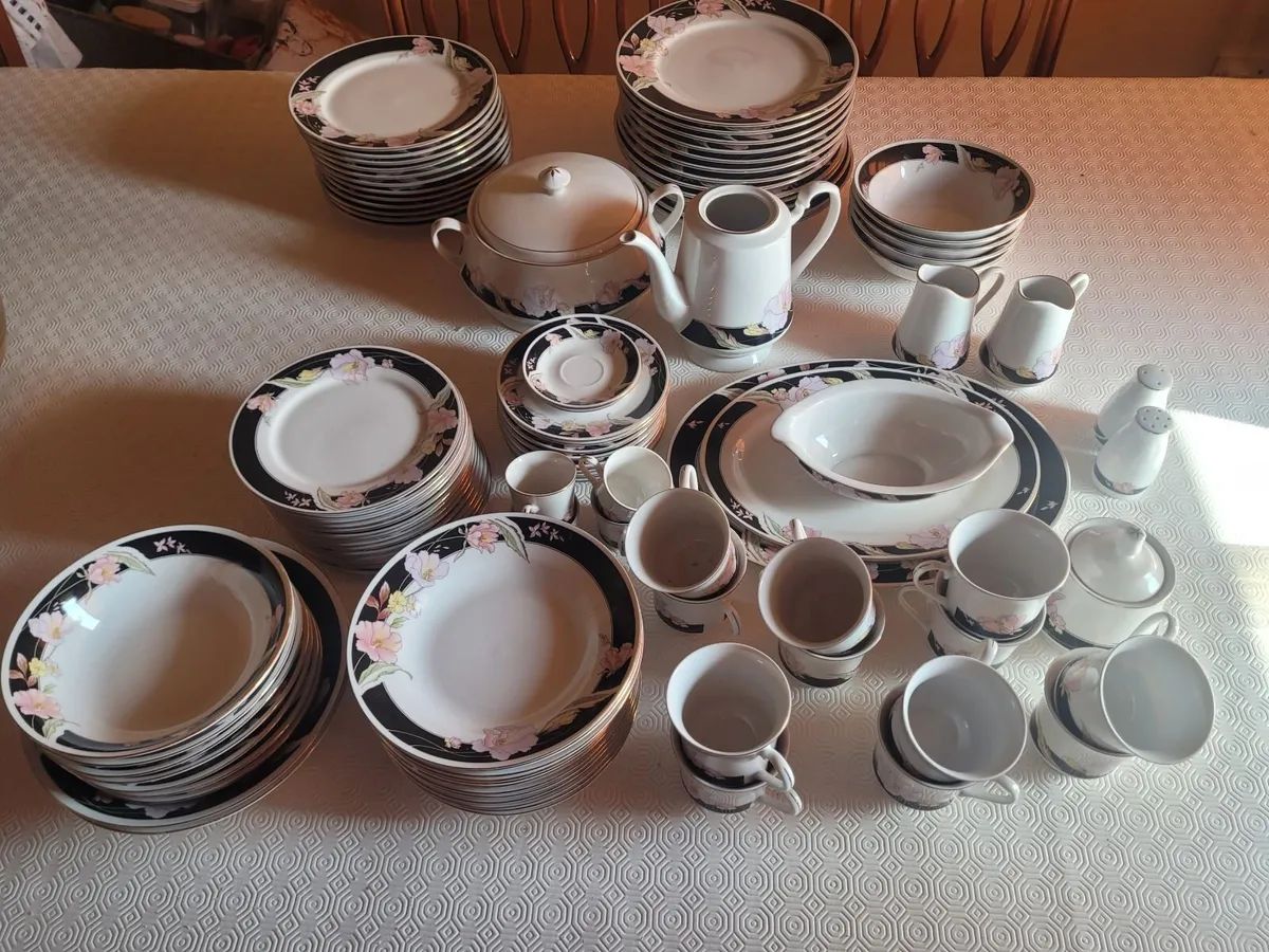 China Pearl dinnerware set - Image 2