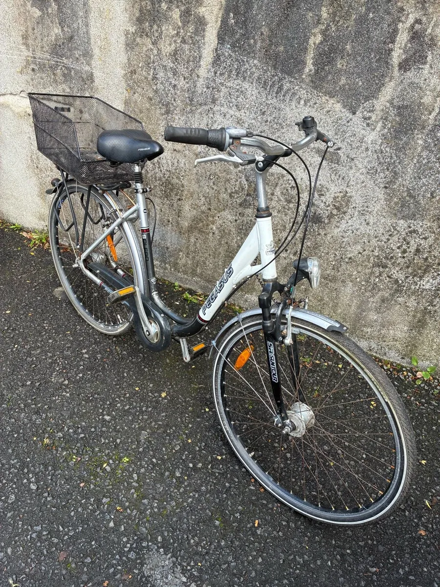 Women’s bike - Image 2