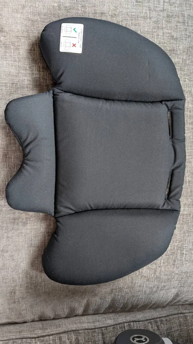 Cybex cloud T car seat - Image 4