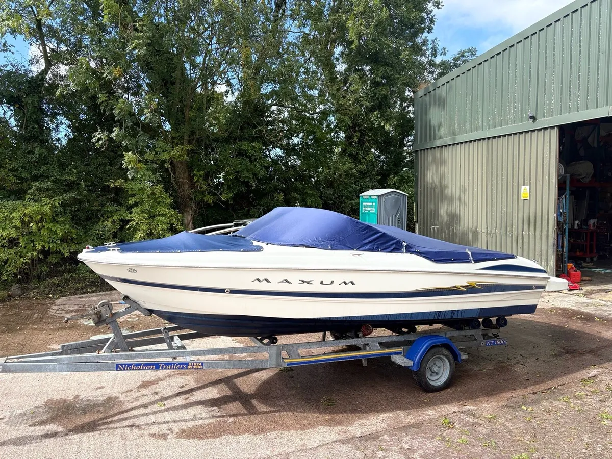Maxum 1800Sr Bowrider - Image 2