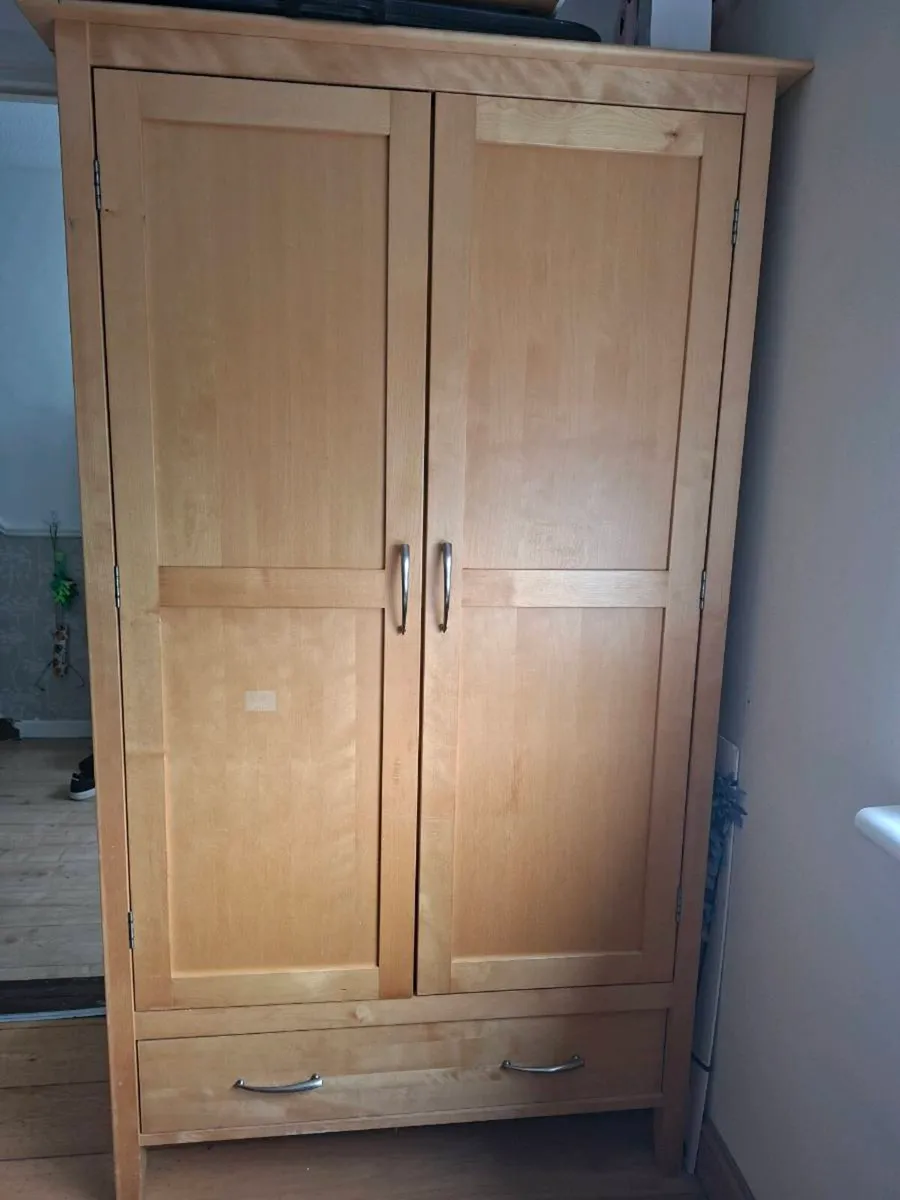 Bedroom Set - Image 4